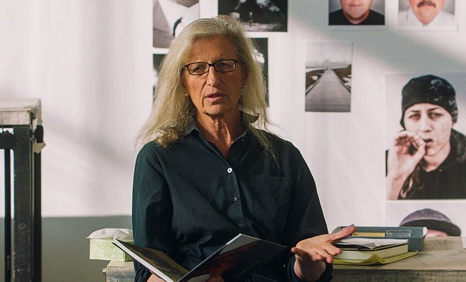 Gifts for the Photographer: Annie Leibovitz Teaches Photography