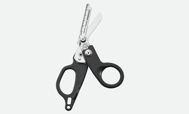 Gifts for the Adventurer - Leatherman Raptor Response