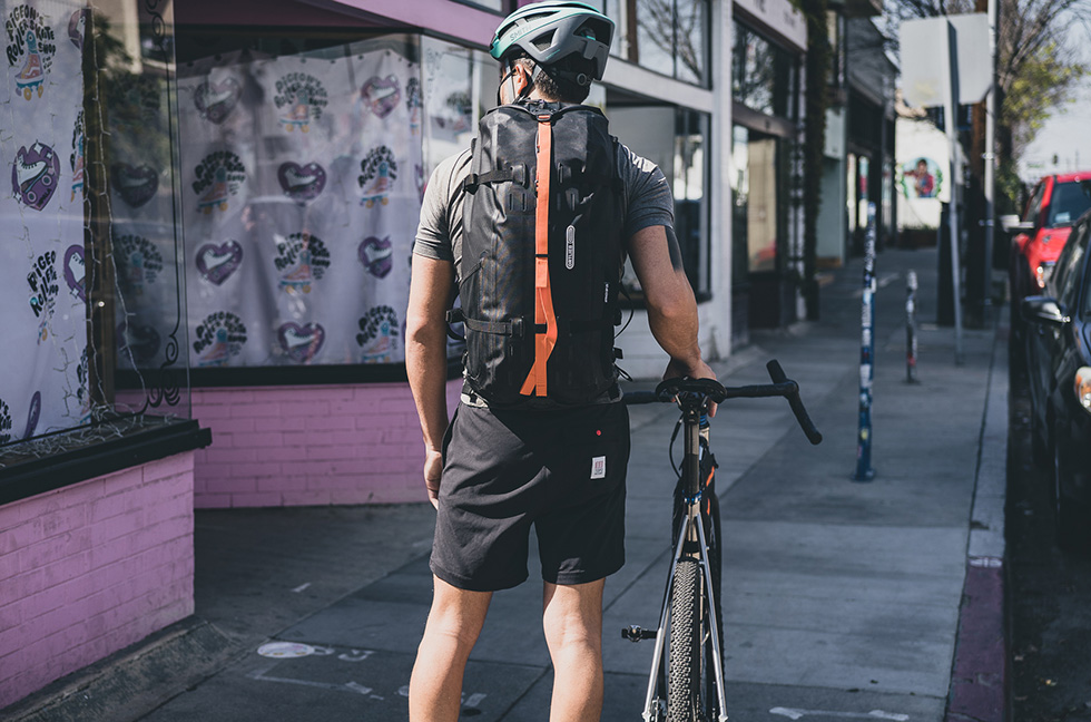 Bike commuting backpacks: Ortlieb Atrack BP