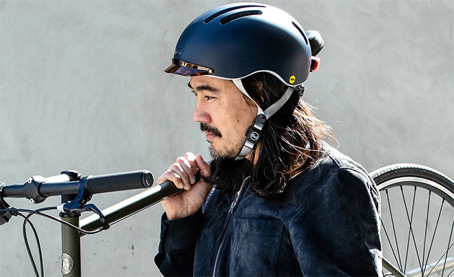 Best Commuter Gear for Cyclists: Thousand Chapter MIPS Helmet