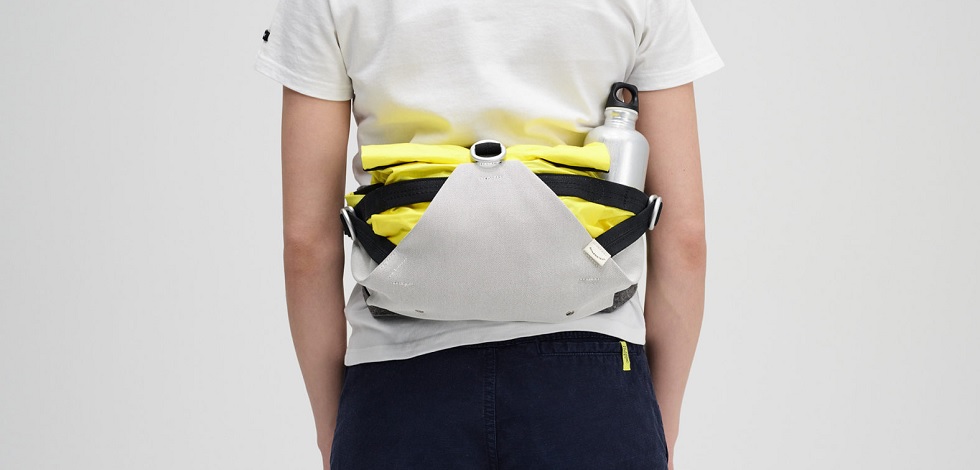 Qwstion hip hotsell bag