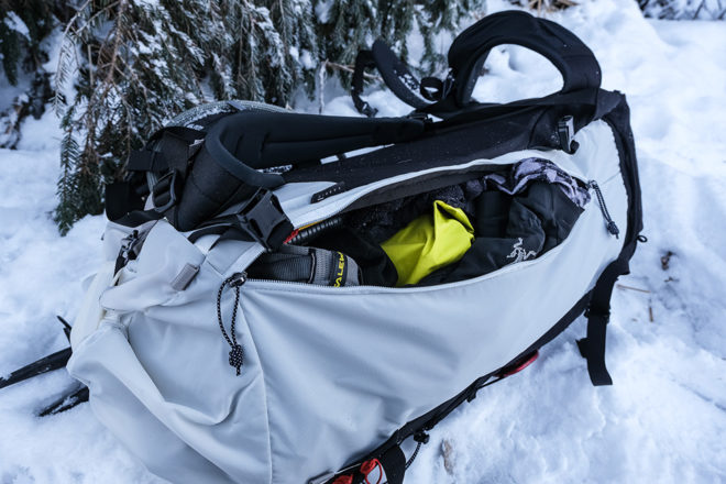 Mountain Hardwear Snoskiwoski 40 Review