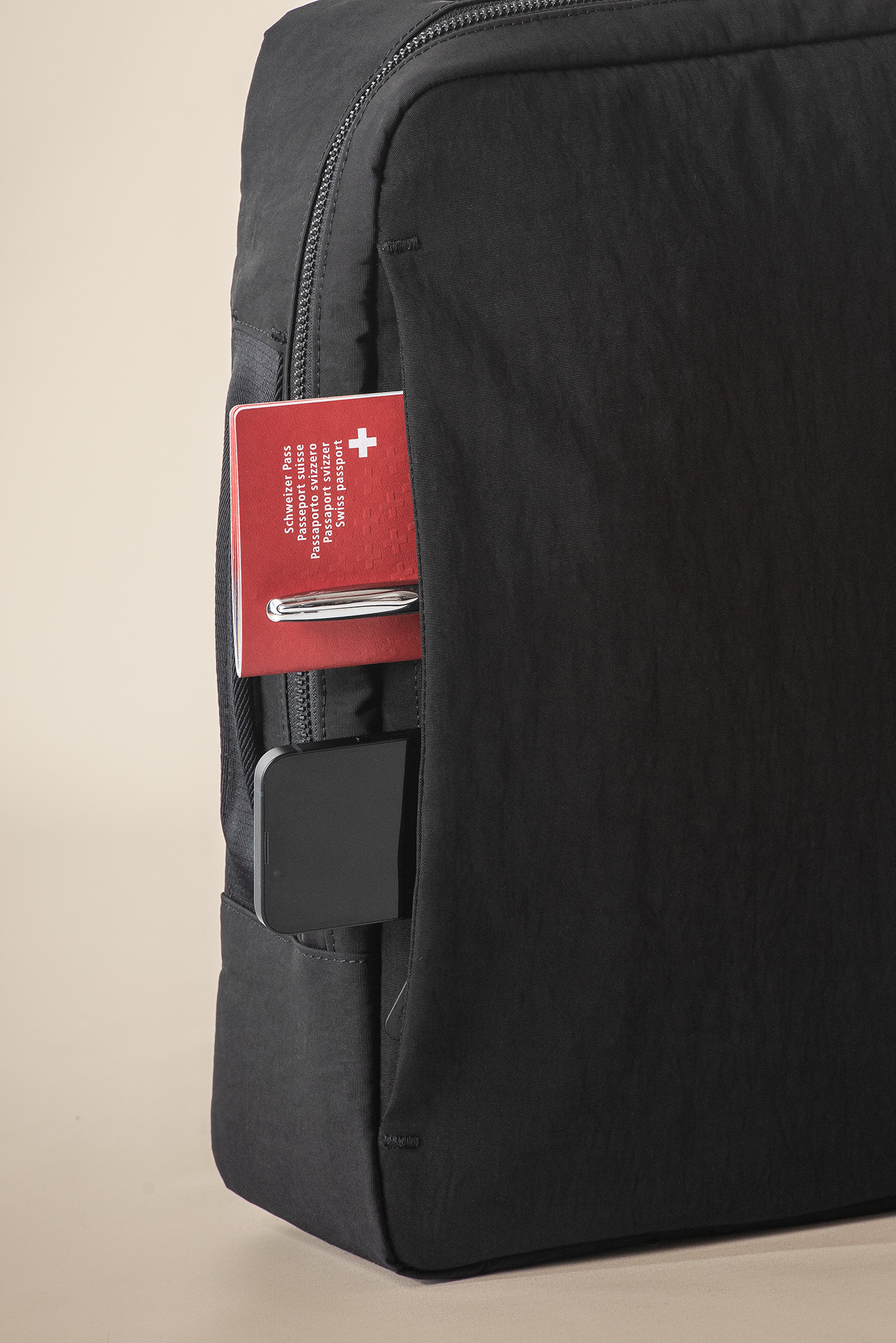 backpack_front_pocket Carryology Exploring better ways to carry