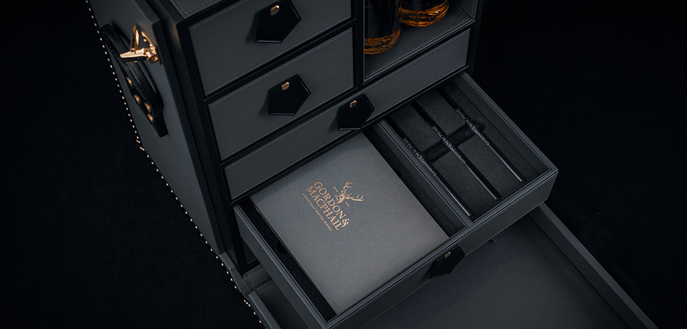 Gordon & MacPhail Whisky Trunk