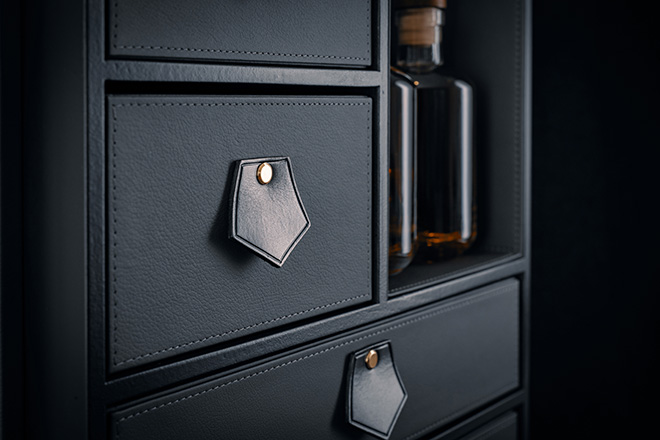 Specialist Carry | Creating the Gordon &#038; MacPhail Whisky Trunk