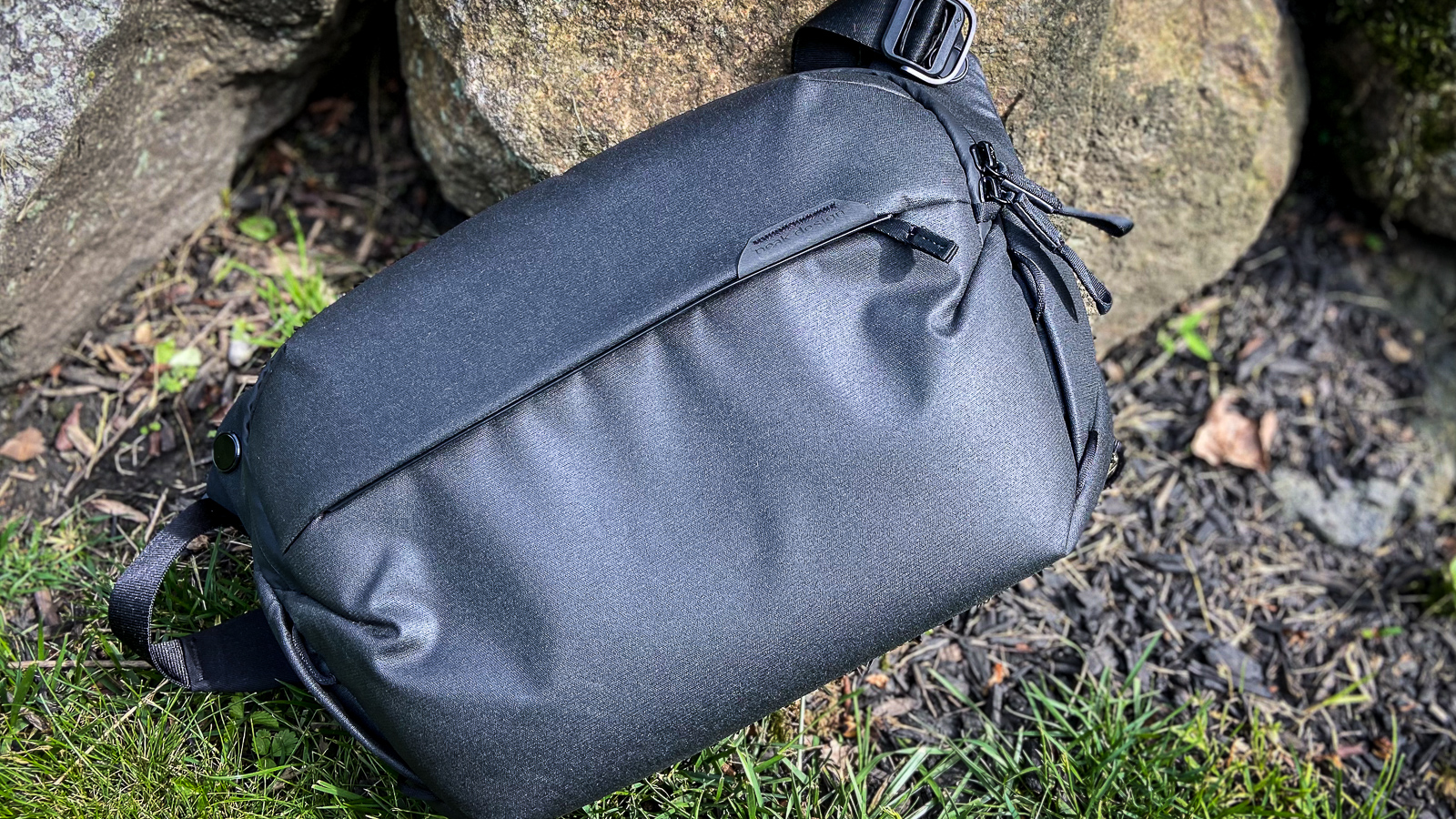 Peak Design Everyday Sling Review (NEW 6L Design)