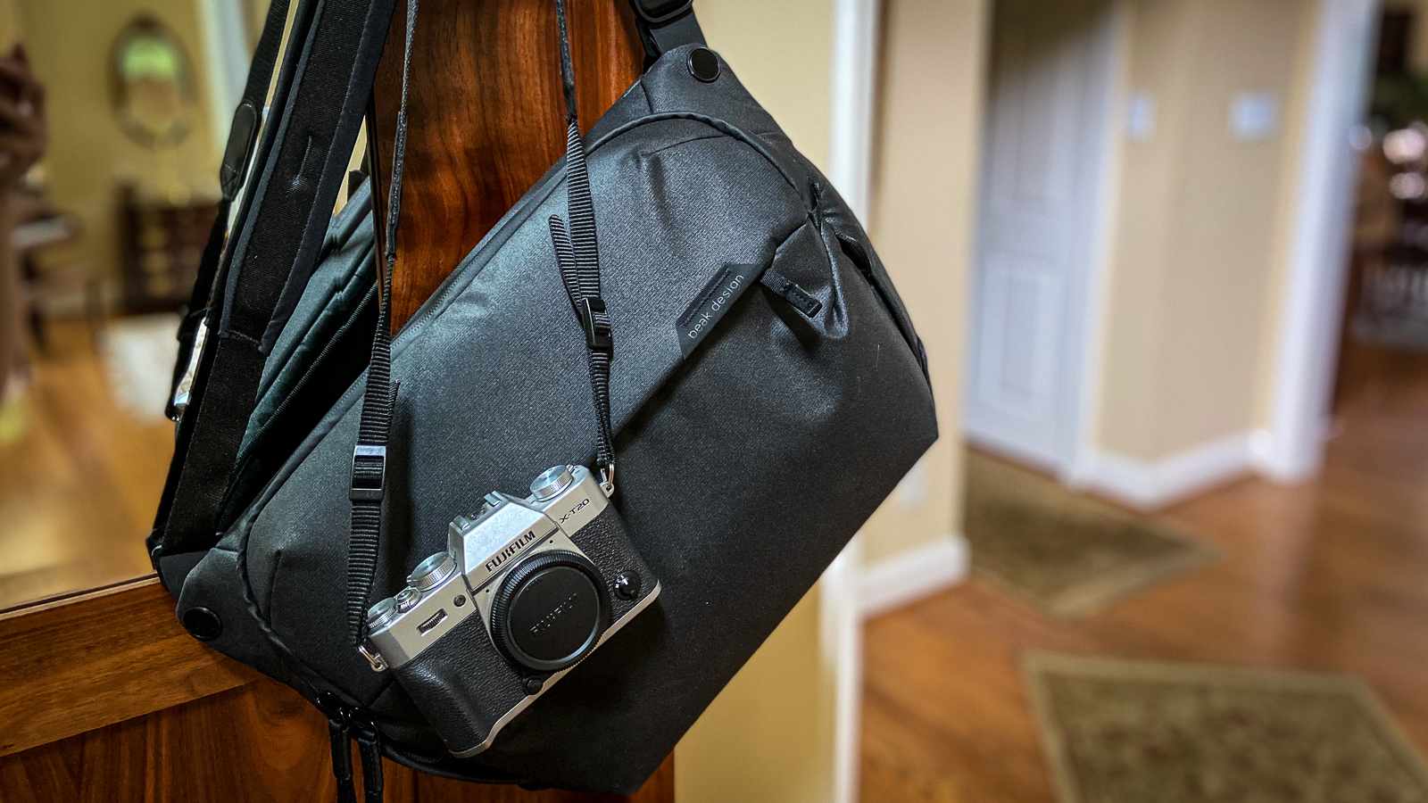 Review: Peak Design Everyday Sling 10L, a solid but pricey pack: Digital  Photography Review