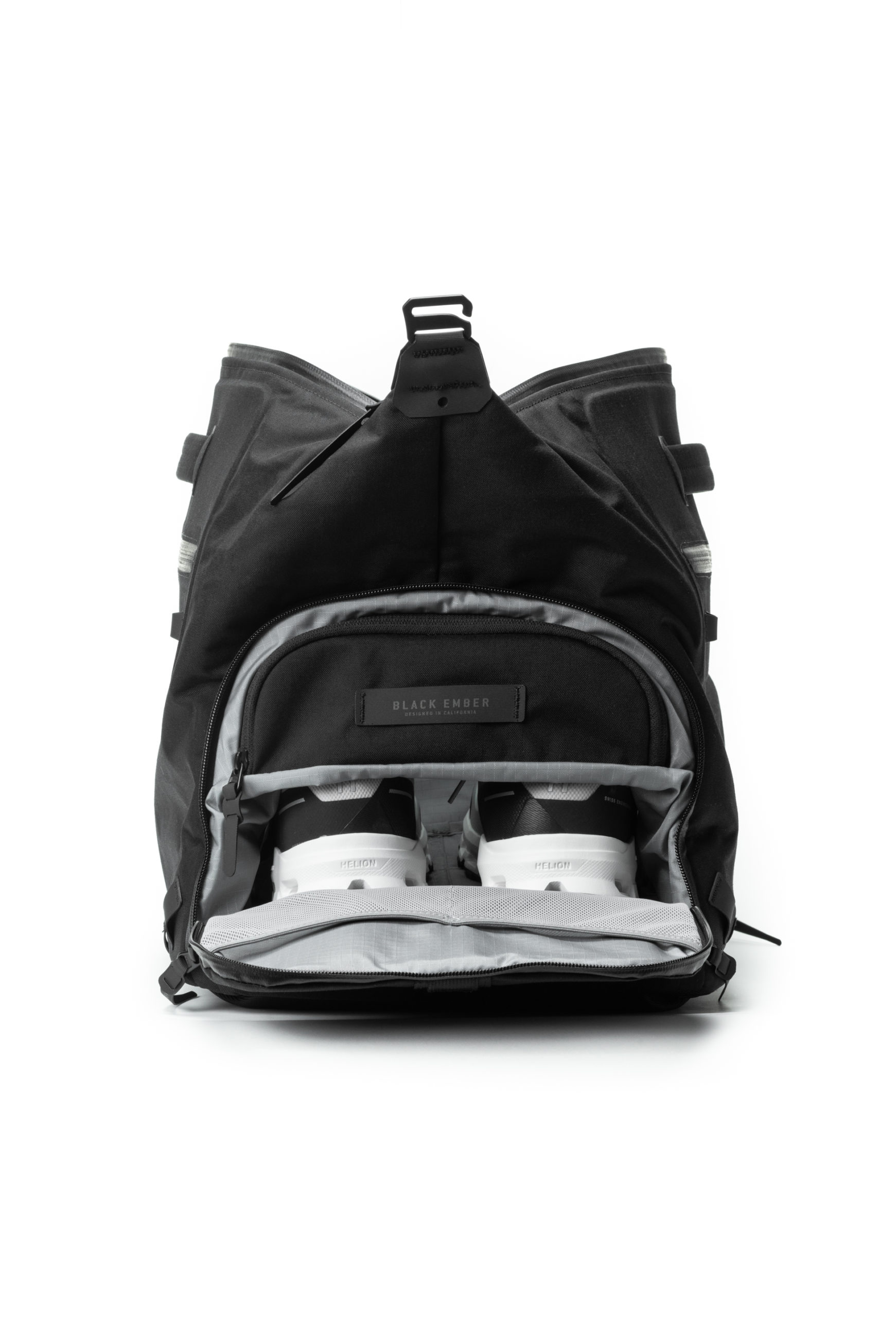 Black Ember Launches Their Dex Duffle Range on Kickstarter