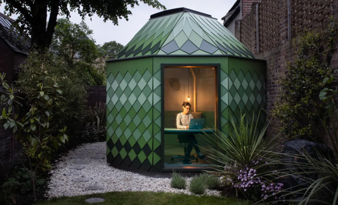 Flat-packed backyard office ‘A Room In The Garden’ by Studio Ben Allen