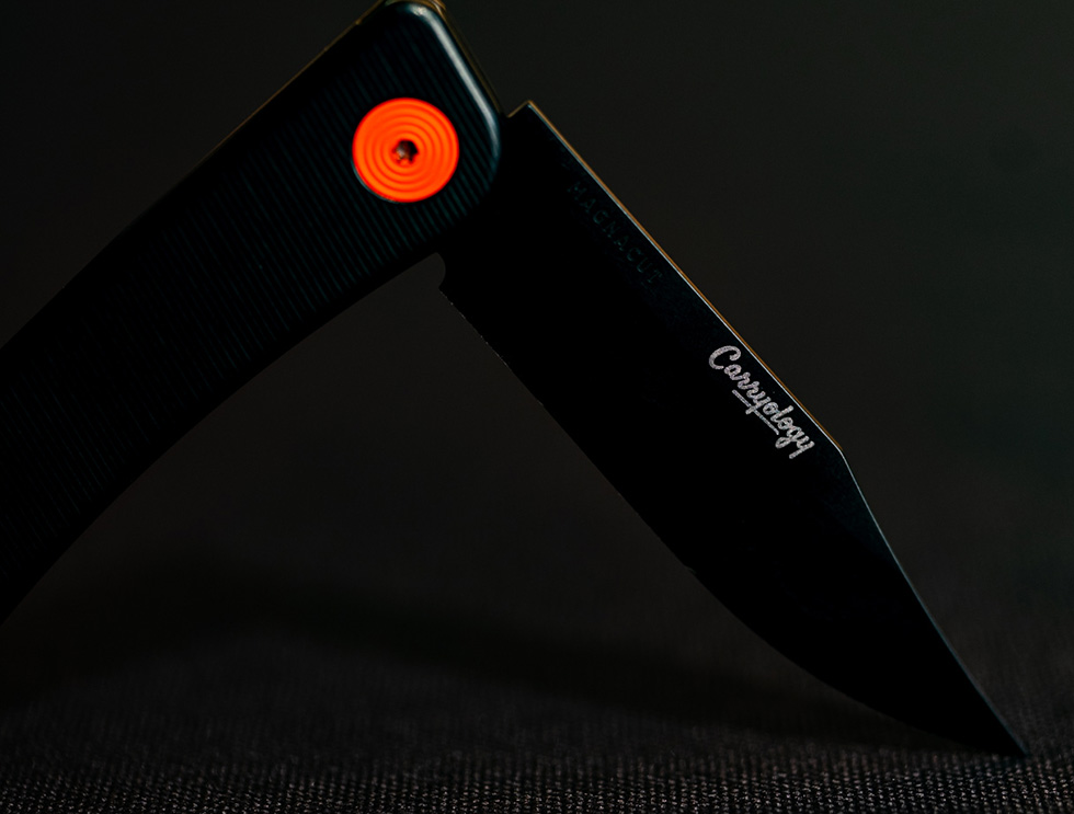 Tactile Knife Co x Carryology Bexar Kōyō 