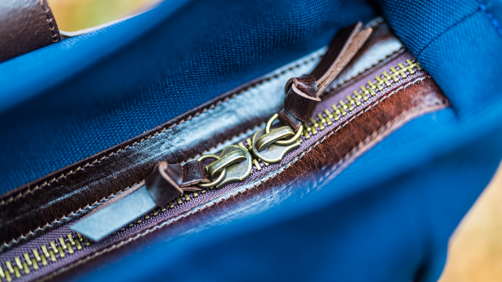 Cotton/Leather Utility Bag in Navy | by Taylor Stitch