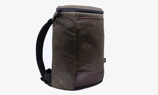 Top 4 Waxed Canvas Sling Bags for Adventure Seekers