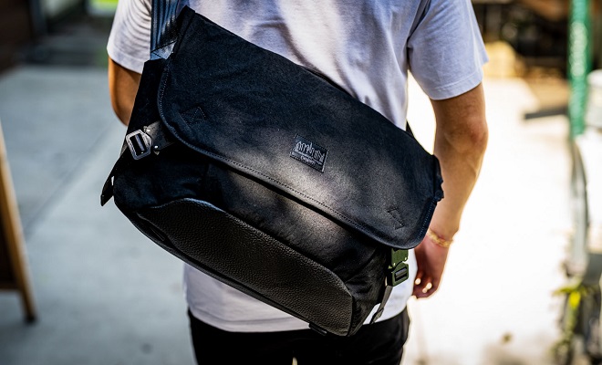 Manhattan Portage x Carryology Redux Messenger