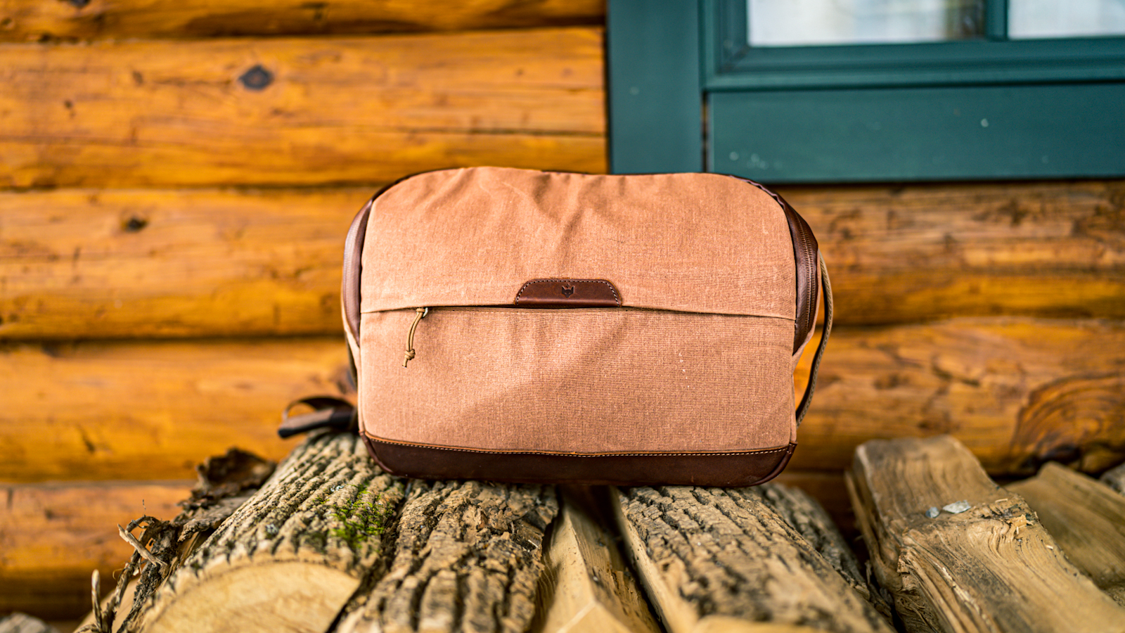 First Look | Clever Supply Release Their First Bag &#8211; The Camera Sling