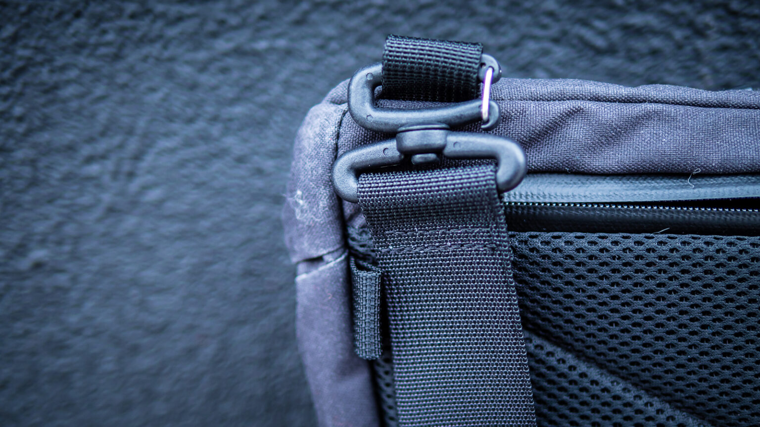 First Look Wotancraft Waist Pack 3.5L