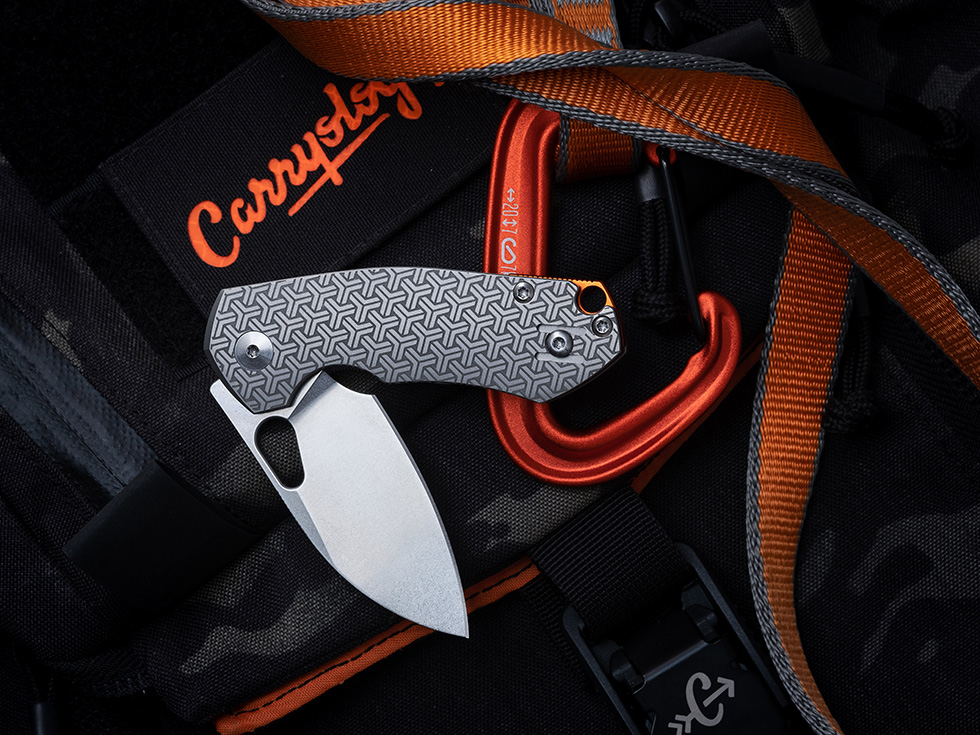 GiantMouse x Carryology Riv Auxikko