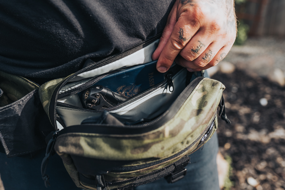 Grayl BottleLock Hip Pack