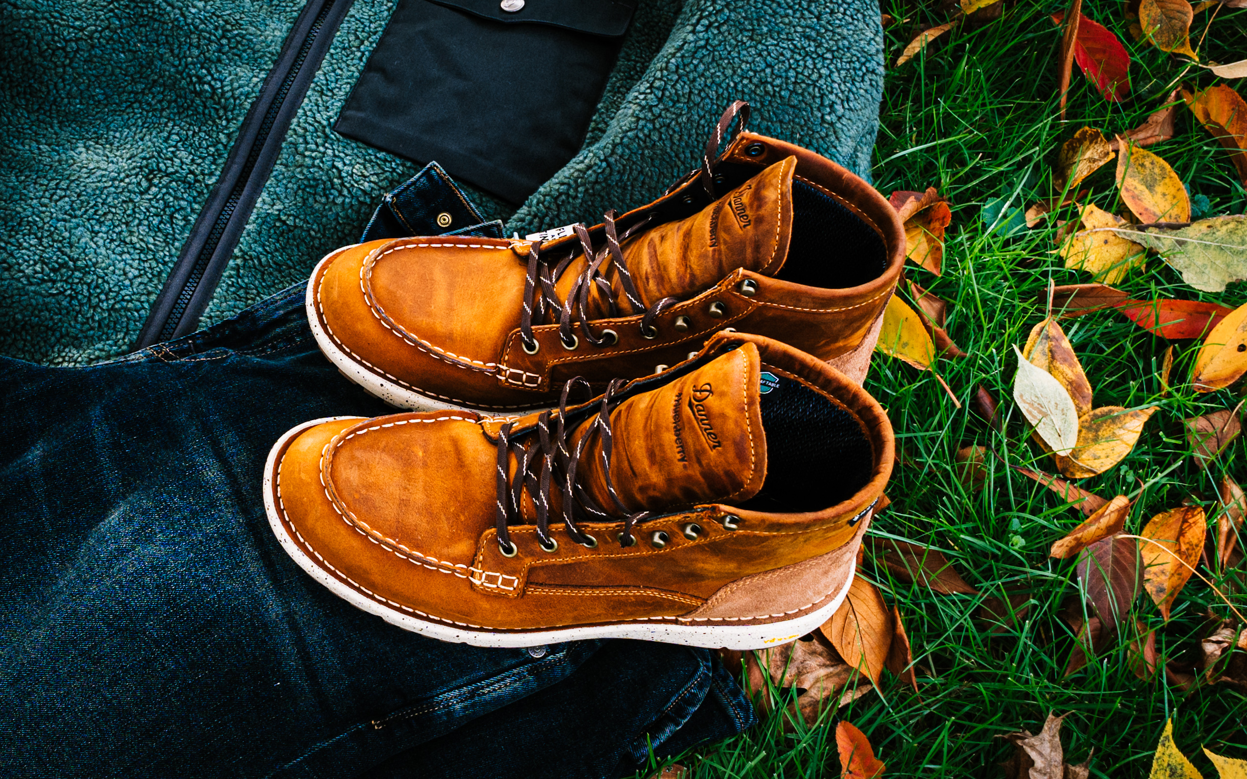 Huckberry x Danner Logger Moc 917