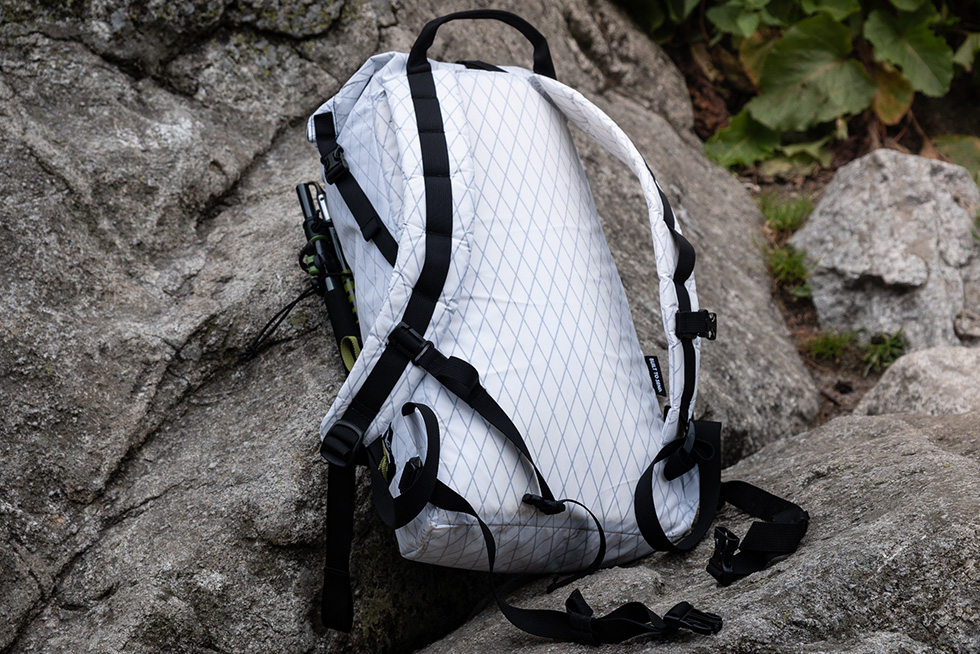 Mountaineering daypack
