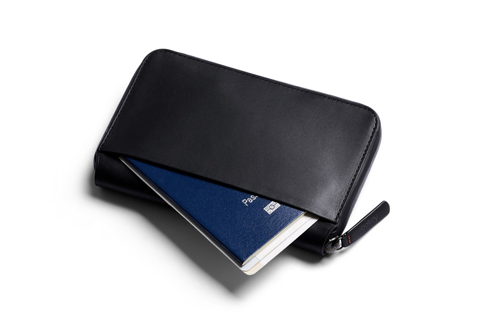 Bellroy x Carryology Travel Folio