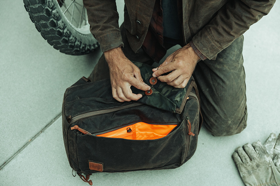 EVERGOODS x Carryology | The Griffin Reawakens - Carryology