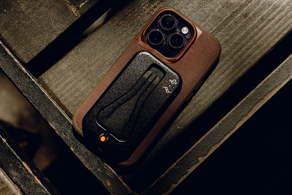 Peak Design x Carryology Mobile Tripod