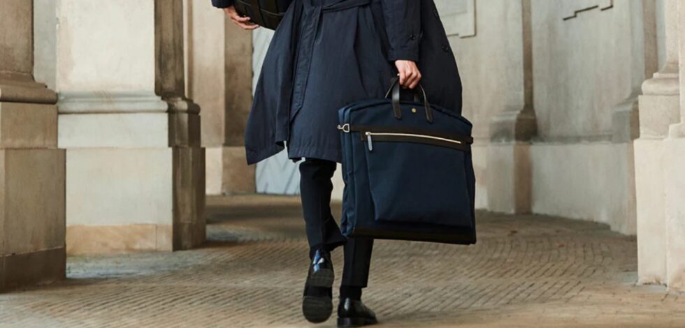 Mismo M/S Suit Carrier