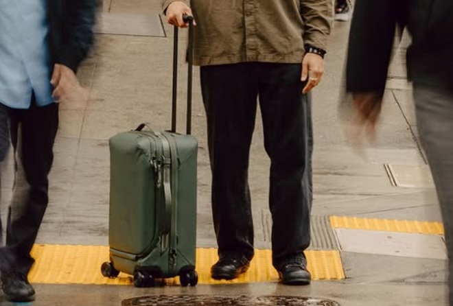 Peak Design Roller Pro Carry-On Luggage