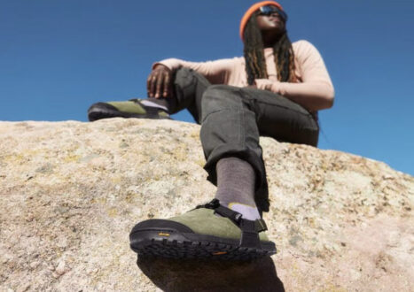 bedrock sandals worn by model