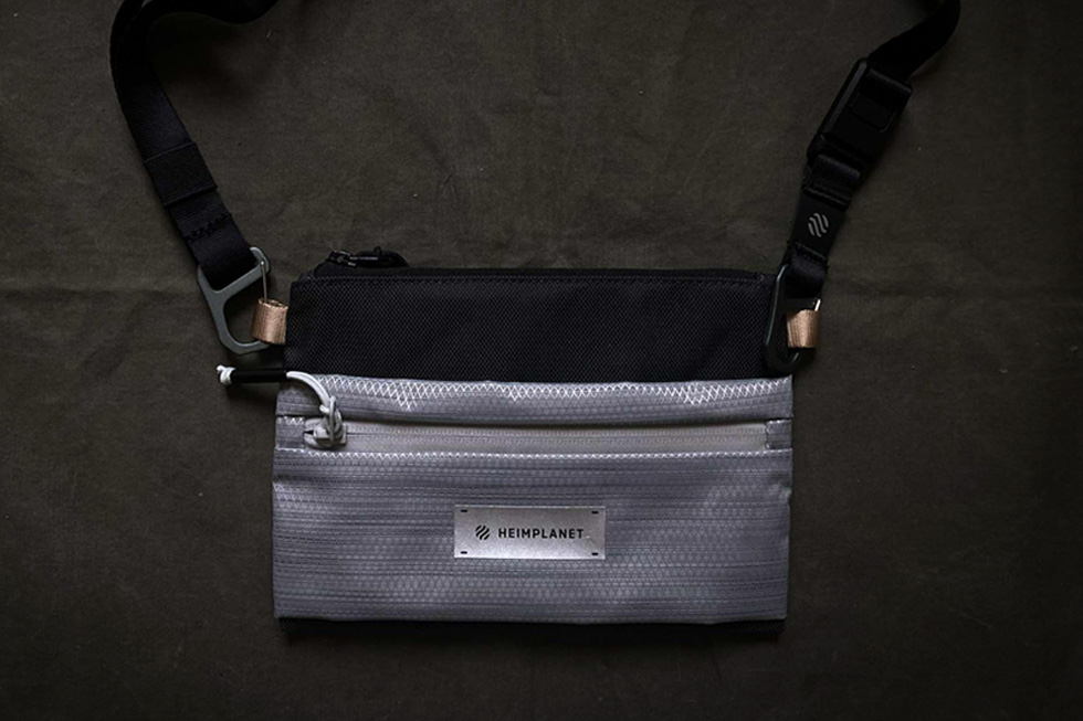 Ultralight Monochrome Field System