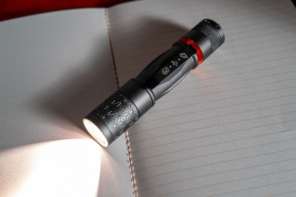 Foursevens x Carryology x Glow Rhino Quark Onibi