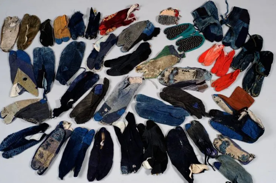 Tabi (split-toed socks). Photo: Kyoichi Tsuzuki; courtesy Amuse Museum, Chuzaburo Tanaka Collection