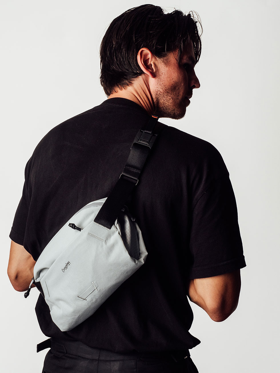Bellroy x Carryology Essentials Sling