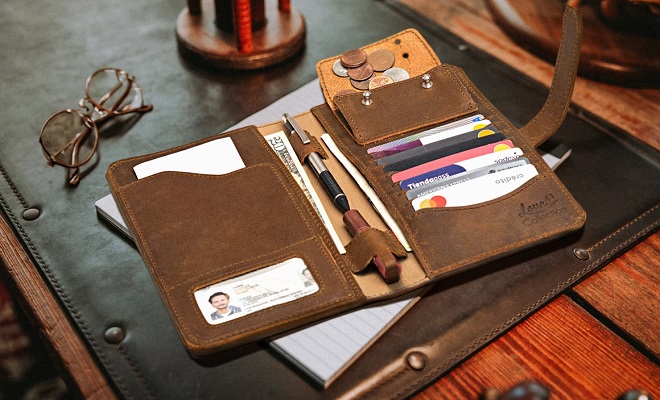 Saddleback/Love 41 New Big Wallet