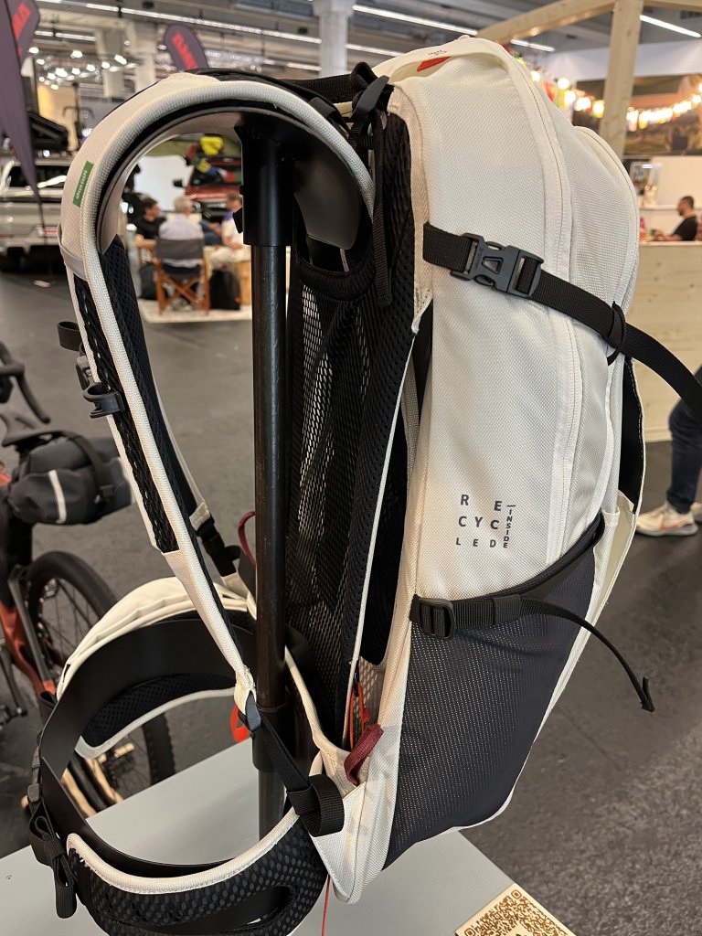 VAUDE Trailcontrol Zero 20+